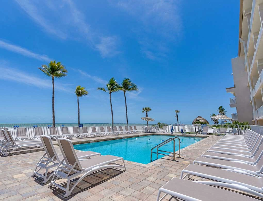  Outdoor Heated Pool Room