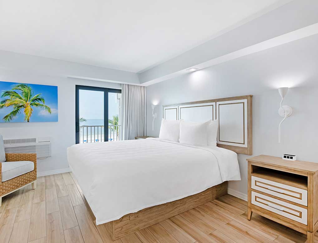 Separate Bedroom Suite - 1 King 2 Double Beds
